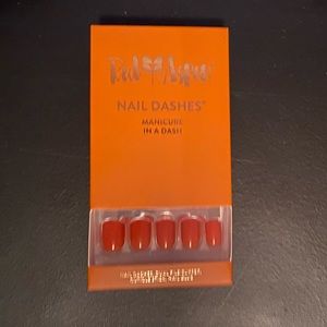 Maiseys hayride red aspen nail dashes
